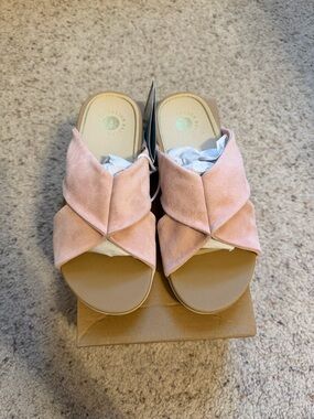 Revitalign Waco Pink Suede Criss Cross Slide Sandals Women’s 6B